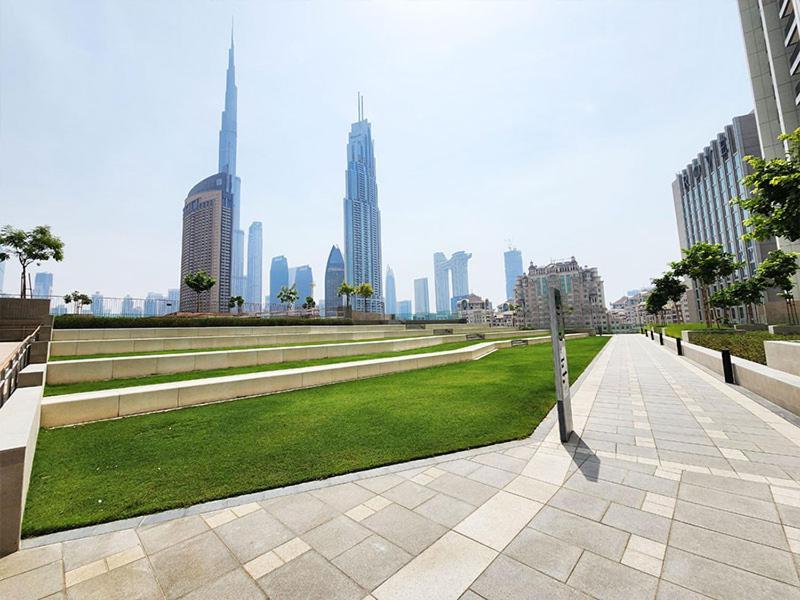 Rh -skyline Serenity, High-floor Oasis In Downtown, Walk To Burj Khalifa Apartment
